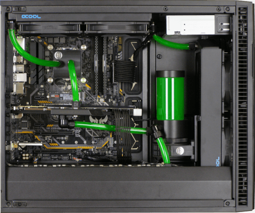 GeForce RTX2080 Ti s vodním okruhem na míru s UV podsvícením